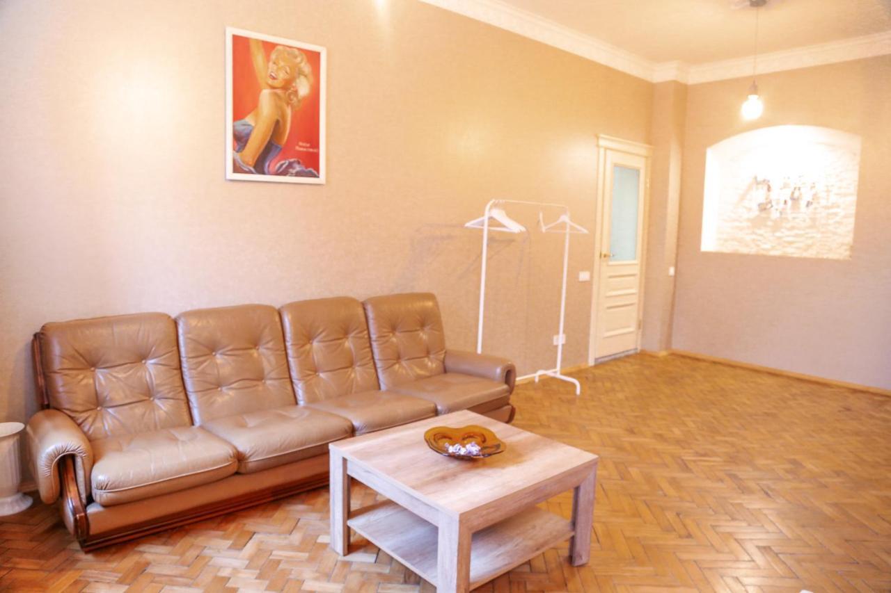 Monro - Heart Of Lviv Apartment Exterior foto